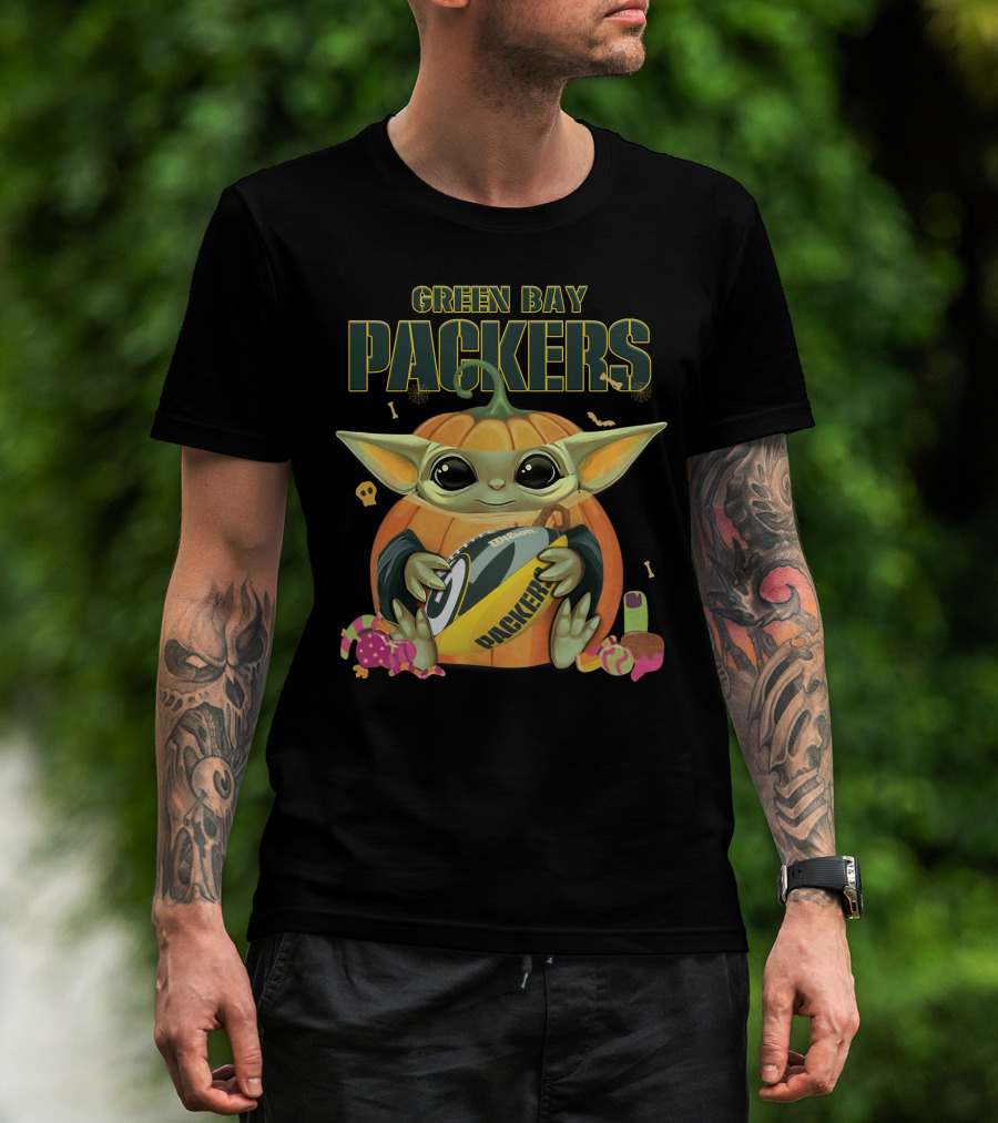 Green Bay Packers Halloween Baby Yoda Football T-Shirt