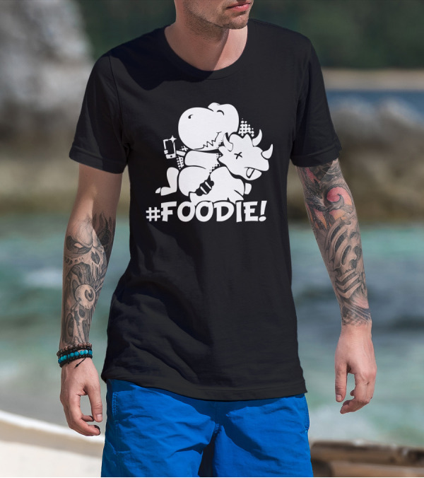 Foodie Dinosaur Eating With Smartphone T-Shirt