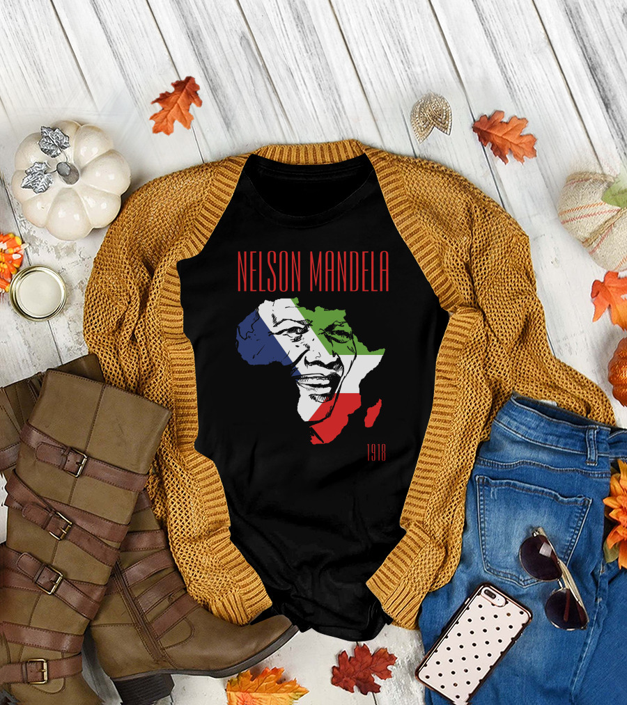 NELSON MANDELA 1918 Africa Face Outline Red Green Blue White T-Shirt