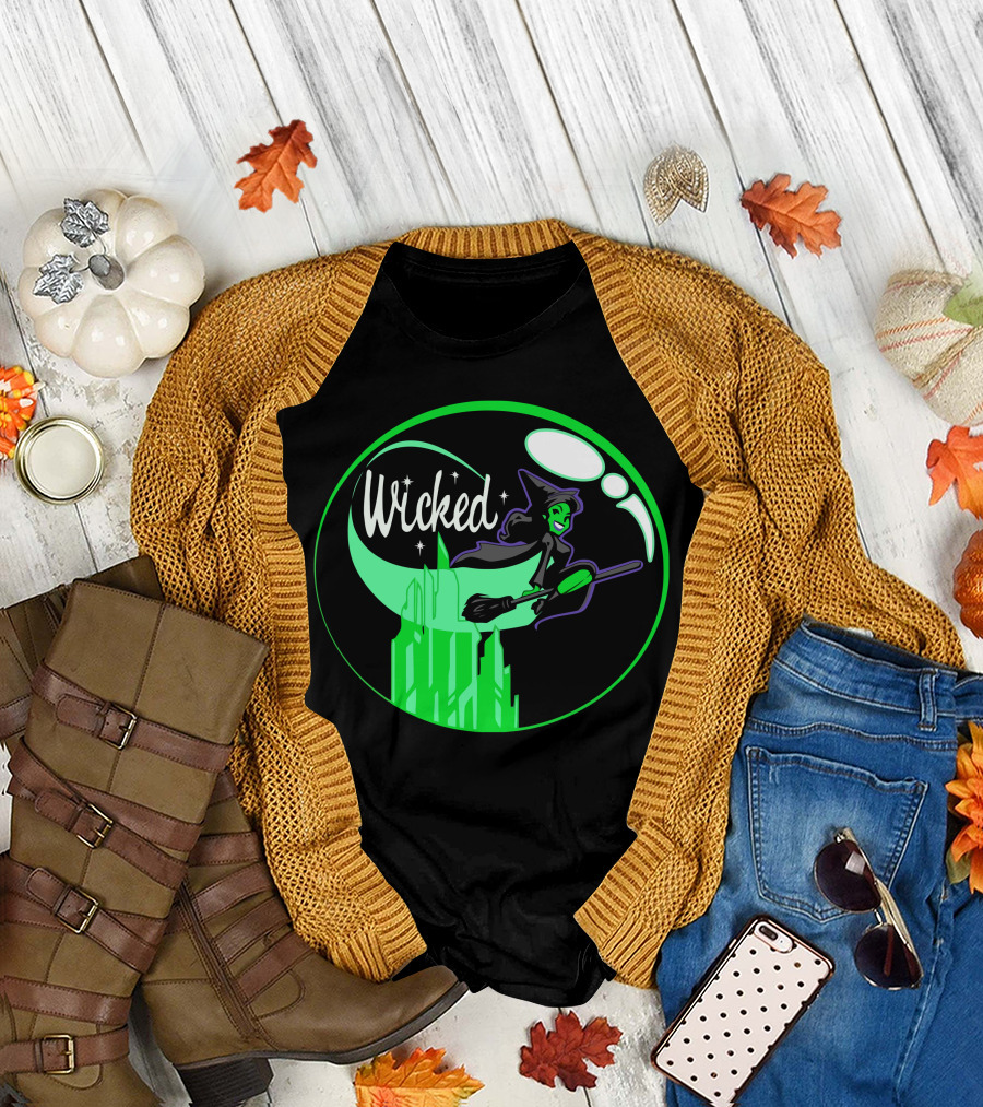 Wicked Witch Flying Over Emerald City Moon T-Shirt