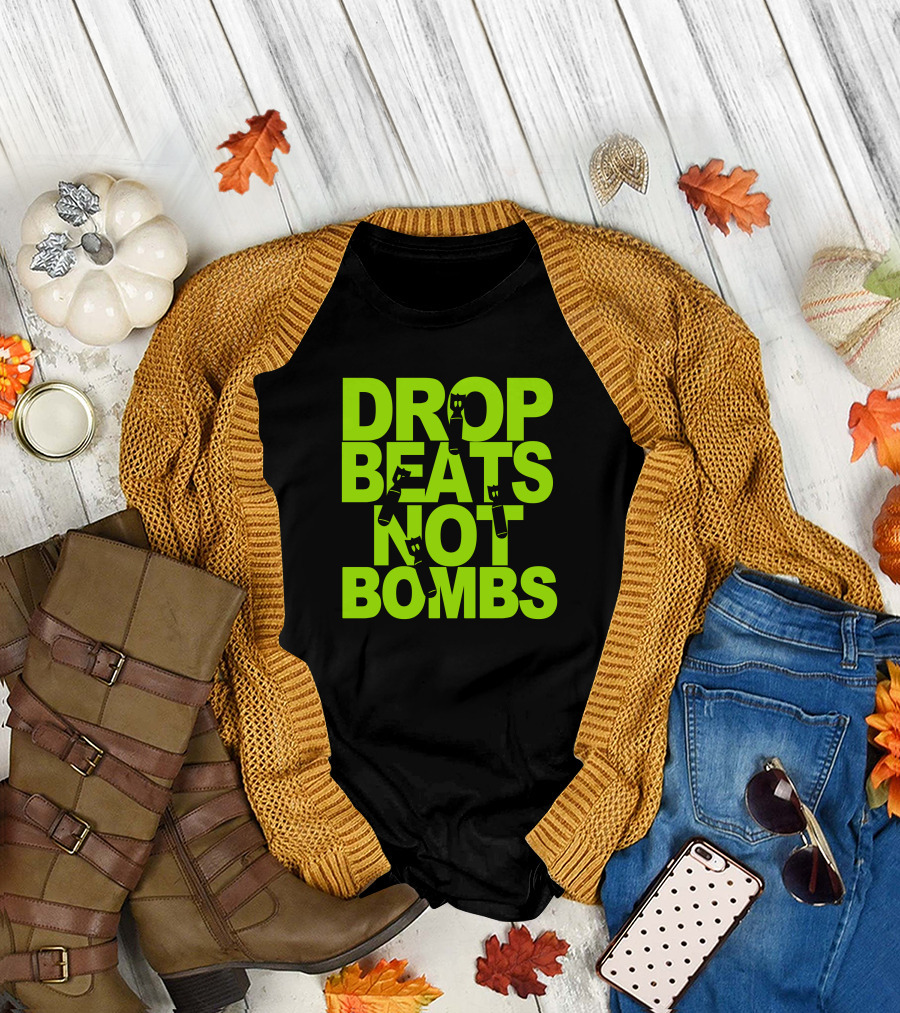 Drop Beats Not Bombs Dub Step Skrillex Ink Hiphop Dance Black Light T-Shirt