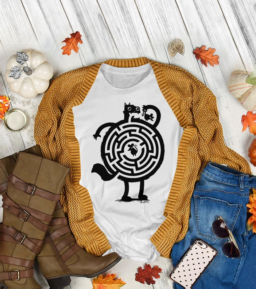 Amazin Cat and Mouse Labyrinth Puzzle T-Shirt