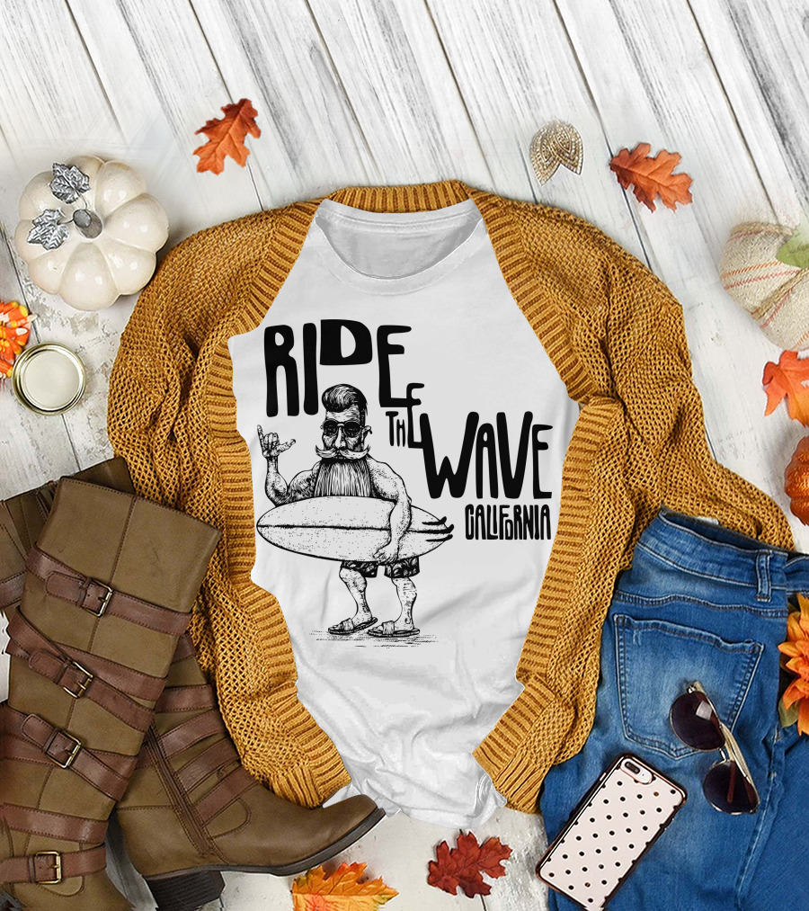 Ride The Wave California Surfer Beach Vibes T-Shirt
