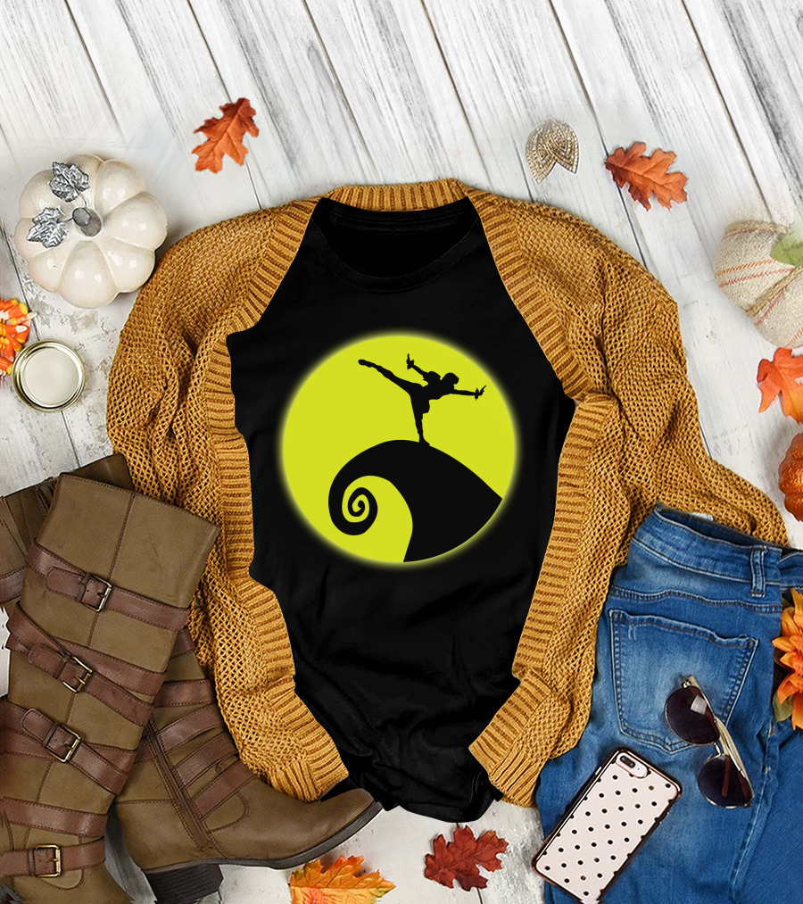 Chun Li Silhouette on Spiraled Hill with Moon Background T-Shirt