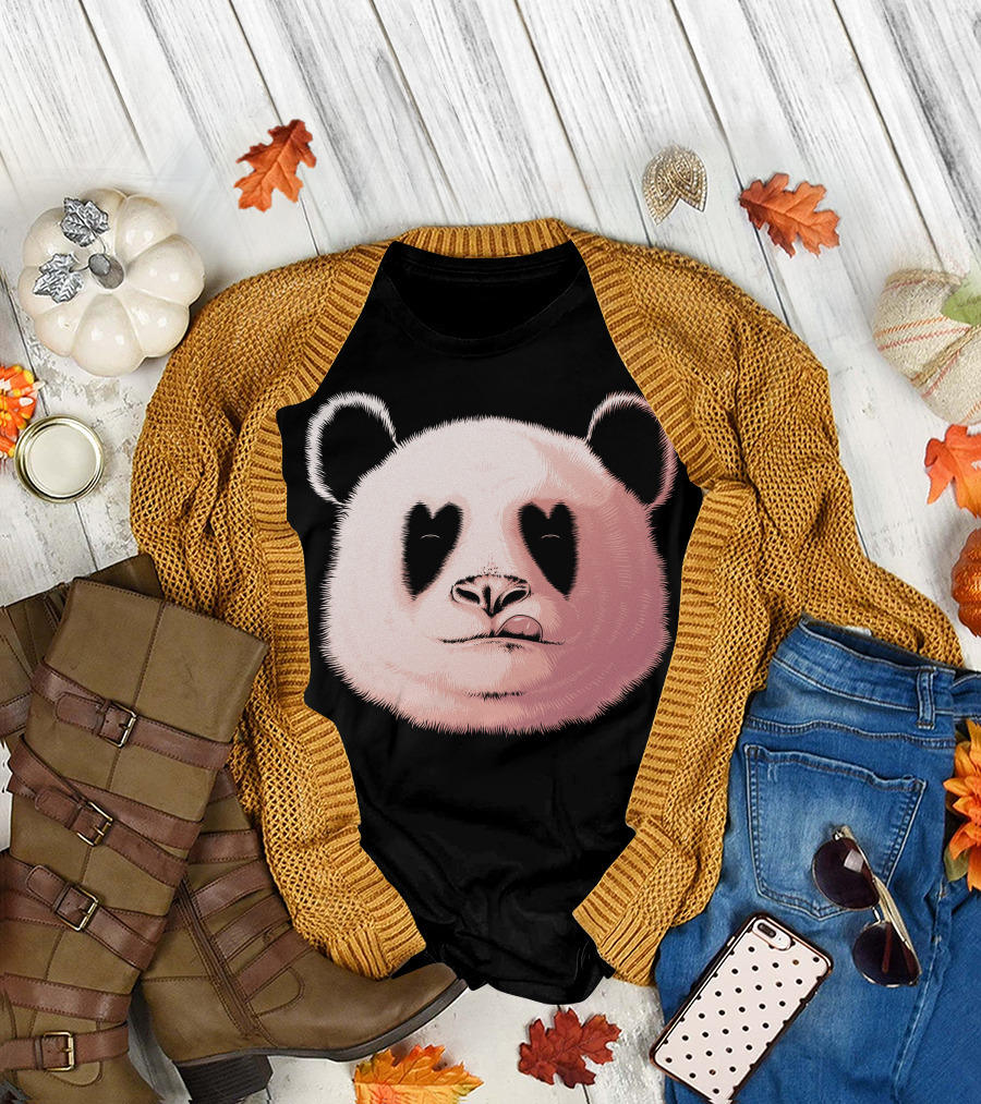 Heart-Eyed Panda In Love T-Shirt