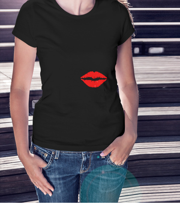 She Wants The Red Lips T-Shirt
