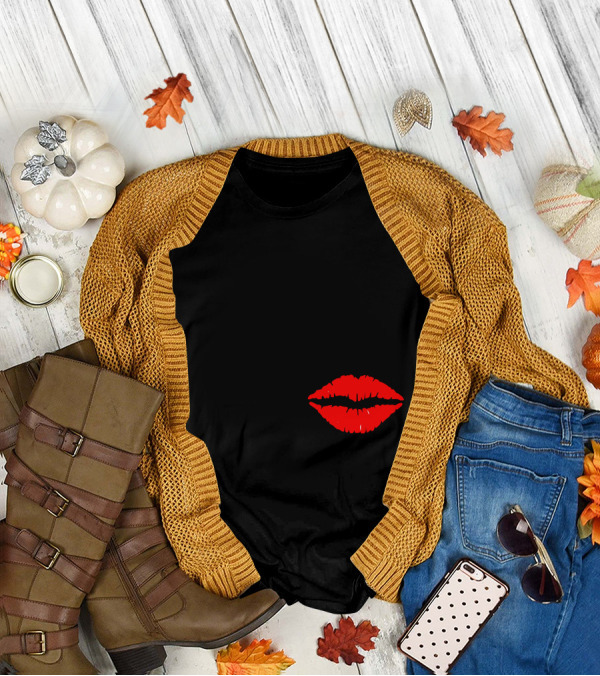 She Wants The Red Lips T-Shirt