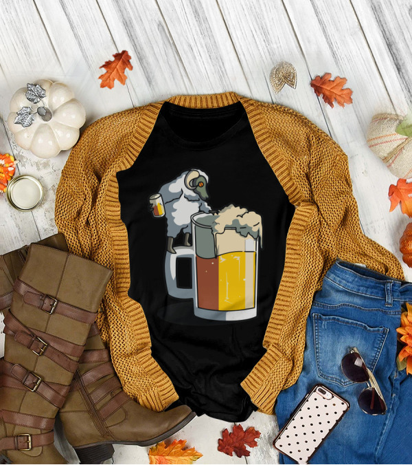 Sheep Enjoying Beer Party With Giant Mug T-Shirt