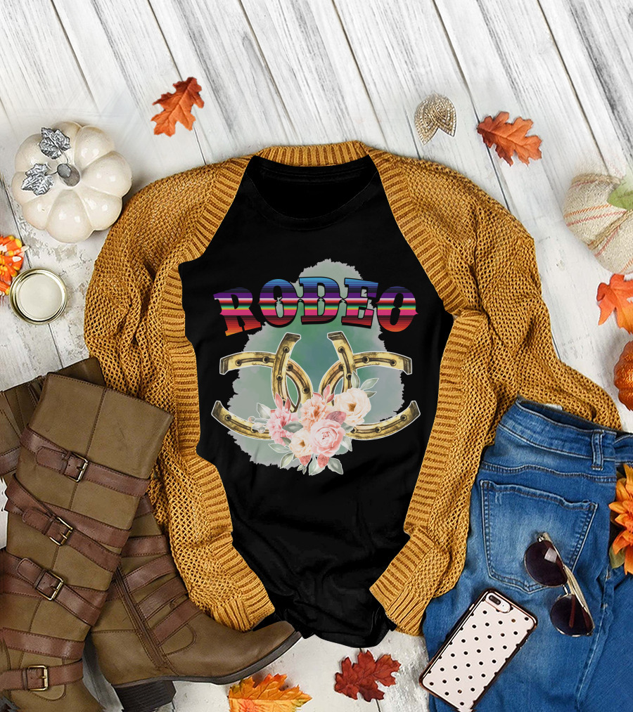 Rodeo Horseshoe Floral Cowboy Roses T-Shirt