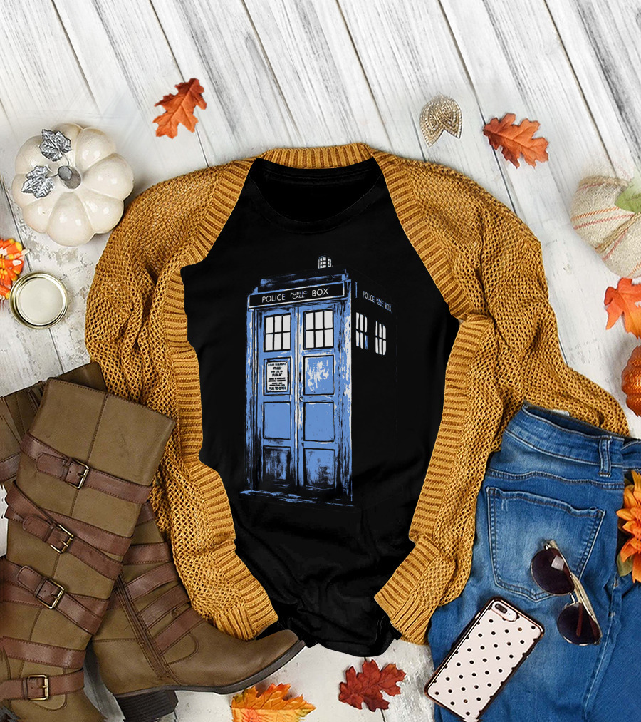 Tenth Doctor TARDIS Police Public Call Box Doctor Who TARDIS T-Shirt