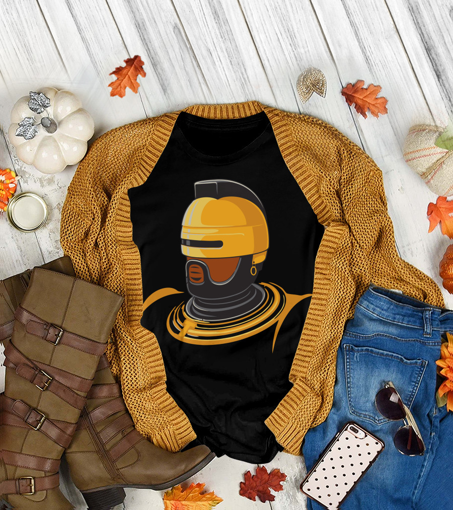 Robo Warrior Helmet with Futuristic Yellow and Black T-Shirt
