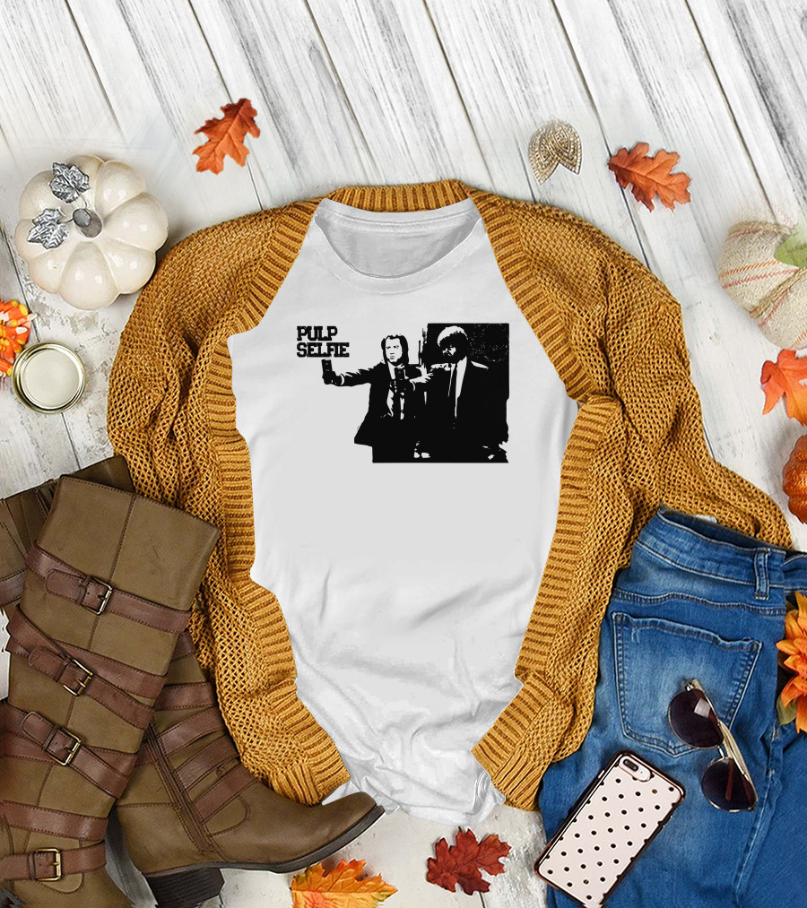 Pulp Selfie Iconic Duo with Smartphone T-Shirt