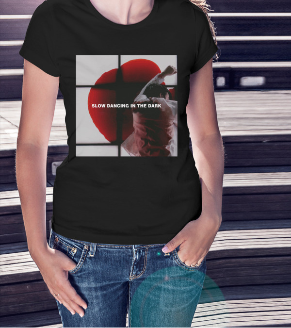 SLOW DANCING IN THE DARK Red Heart Background T-Shirt