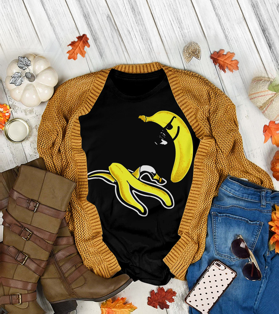 Banana Paparazzi Captures Camera Moment T-Shirt
