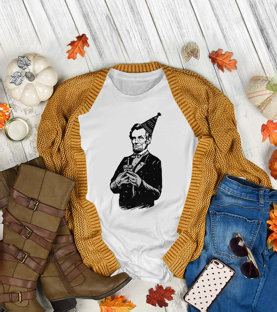 Happy Birthday Mr Lincoln Party Hat T-Shirt