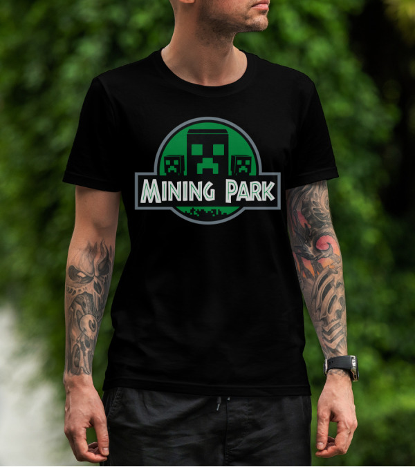 Mining Park Creeper Block Face Green Logo Circle T-Shirt
