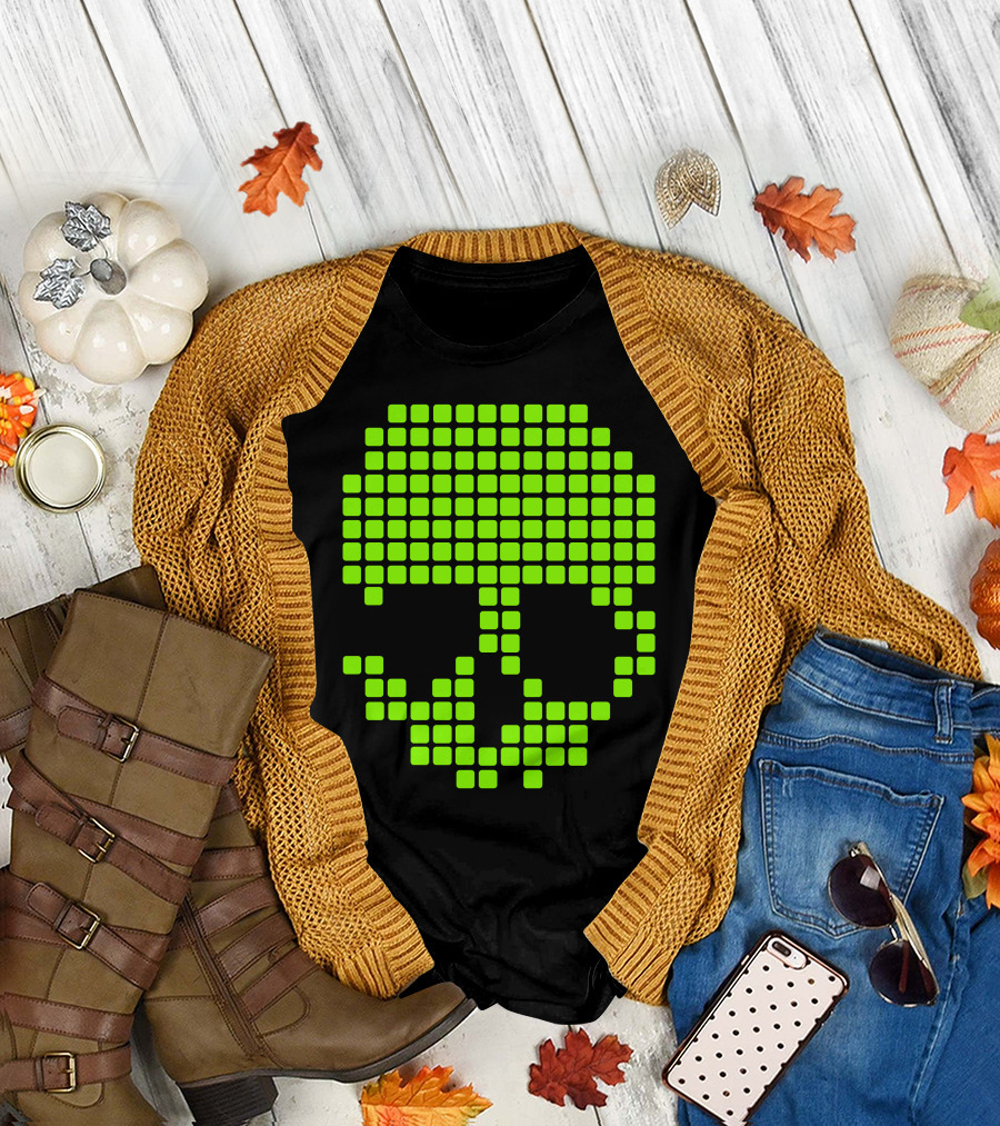 Skull Pixels Retro Pixel T-Shirt