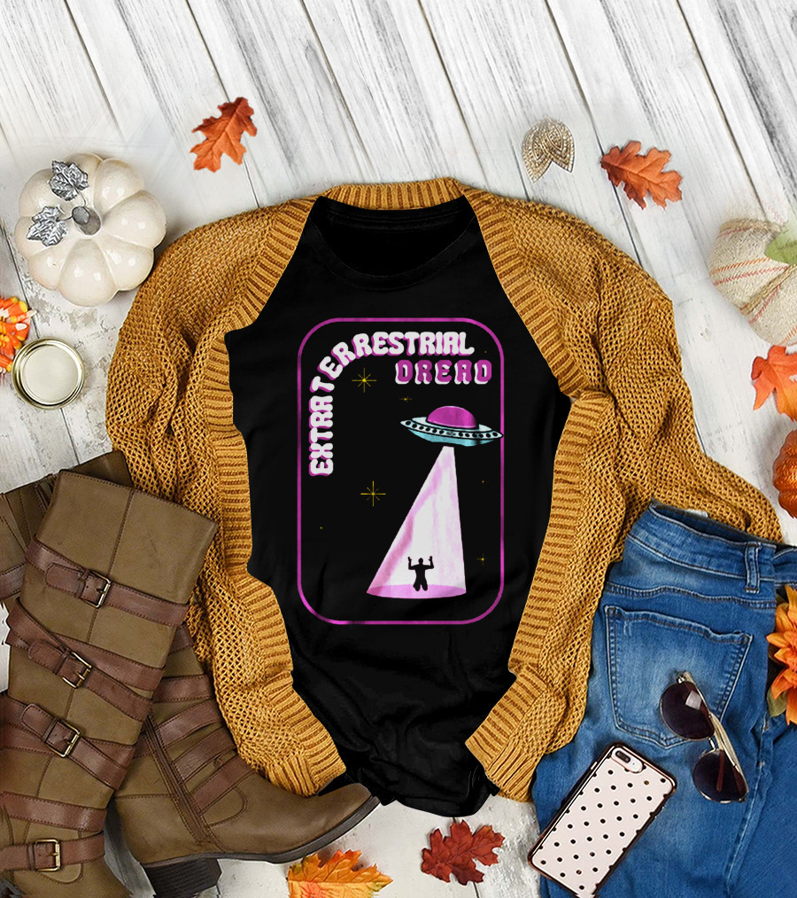 EXTRATERRESTRIAL DREAD UFO ALIEN ABDUCTION WITH STARS AND PURPLE BEAM T-Shirt