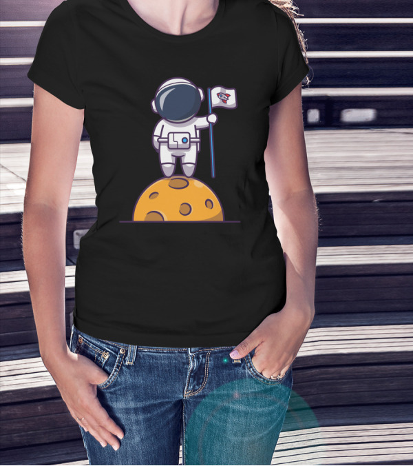 Astronaut Holding Rocket Flag On Moon Surface T-Shirt
