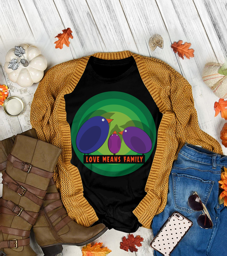 Family Reunion Love Means Family Colorful Bird Circle T-Shirt