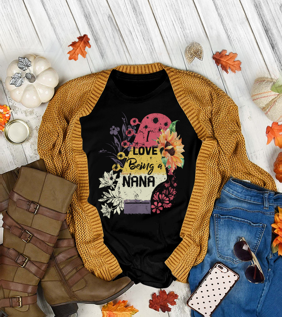 I Love Being A Nana Floral Guitar Vintage Sunflower T-Shirt