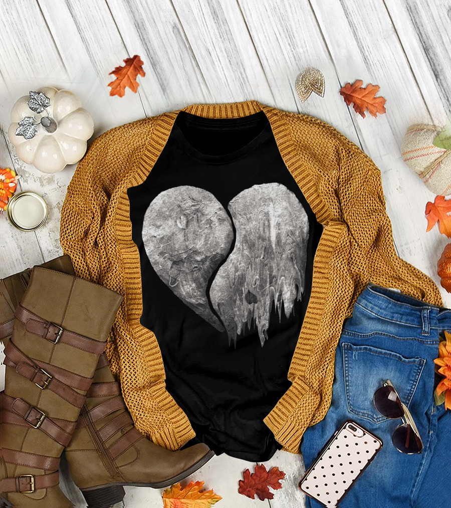 Broken Heart Kiwanuka Textured Grunge T-Shirt