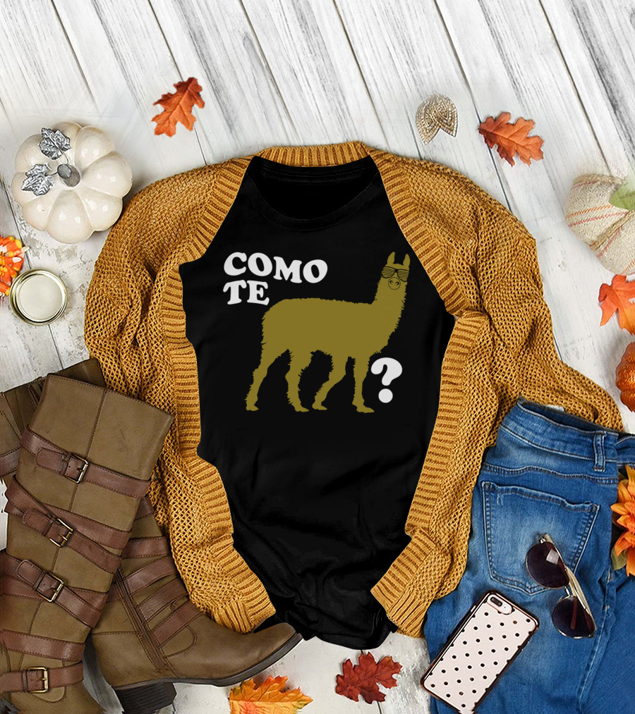 COMO TE LLAMA Sunglasses Llama with Question Mark T-Shirt