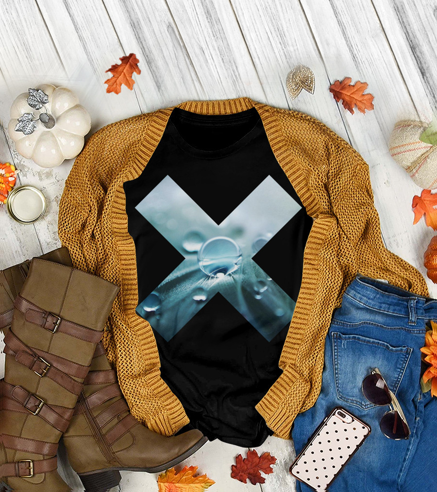 The X Water Drop Nature Photography in X Shape T-Shirt