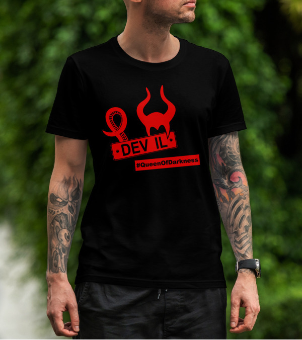 DEV IL #QueenOfDarkness T-Shirt
