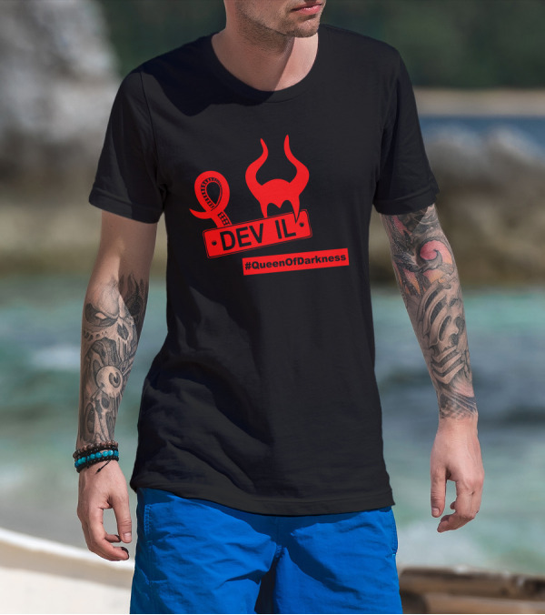 DEV IL #QueenOfDarkness T-Shirt