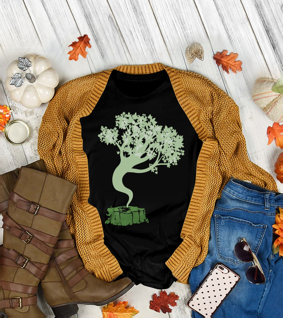 Saw A Ghost Tree Spirit Stump Specter T-Shirt