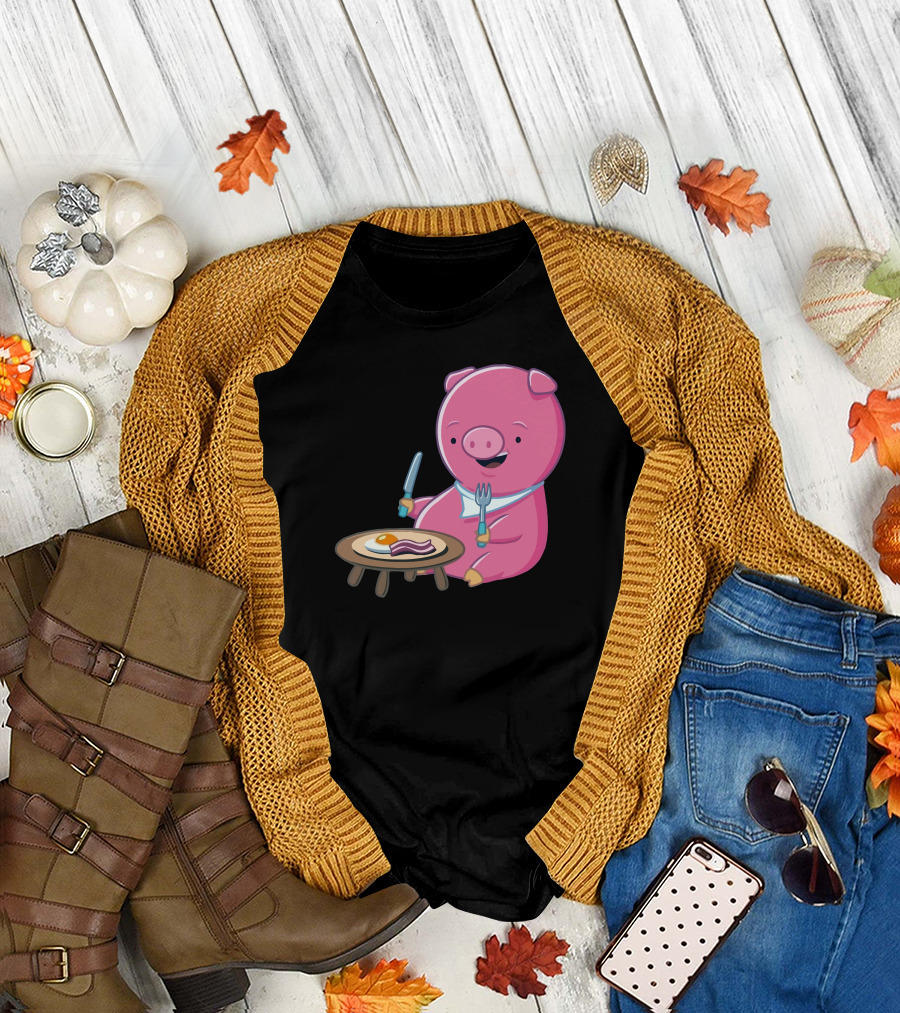 I Love Bacon Pig Enjoying Breakfast Plate T-Shirt