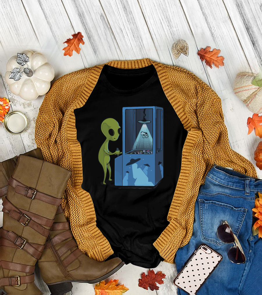 Abduction Game Alien UFO Claw Machine T-Shirt