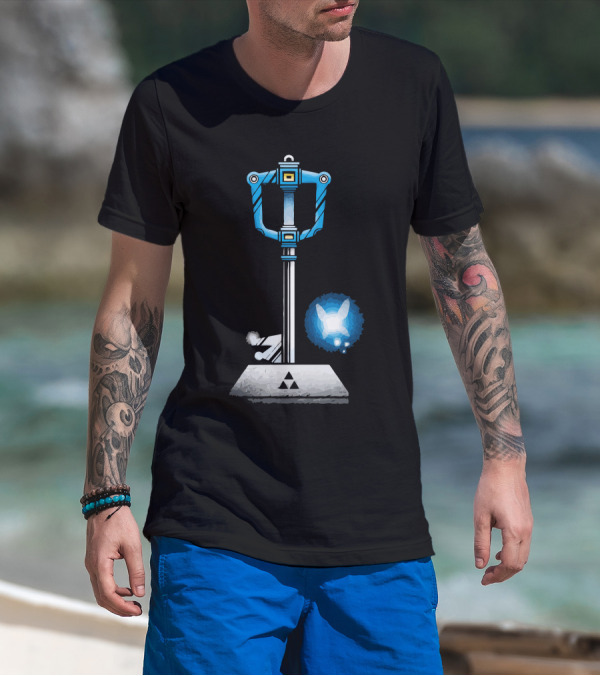 Master Keyblade Sword And Triforce With Navi T-Shirt