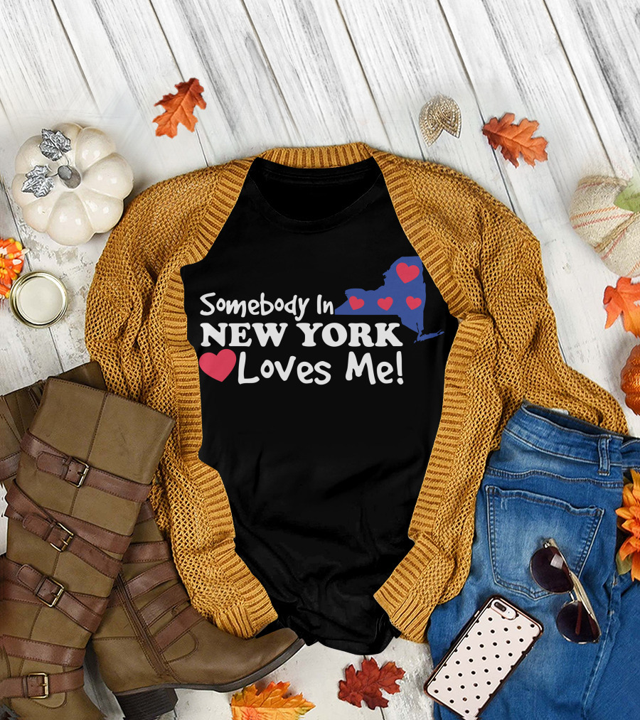 Somebody In New York Loves Me Heart Map T-Shirt