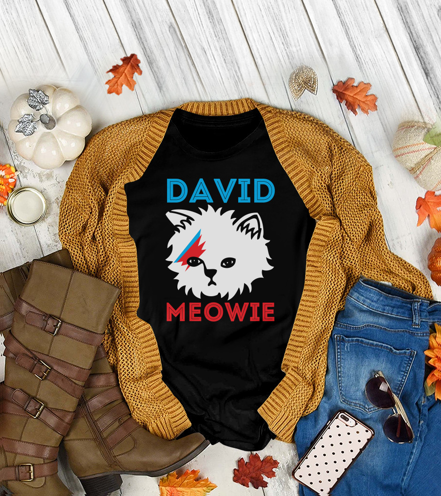 David Meowie Cat with Ziggy Stardust Lightning Bolt T-Shirt