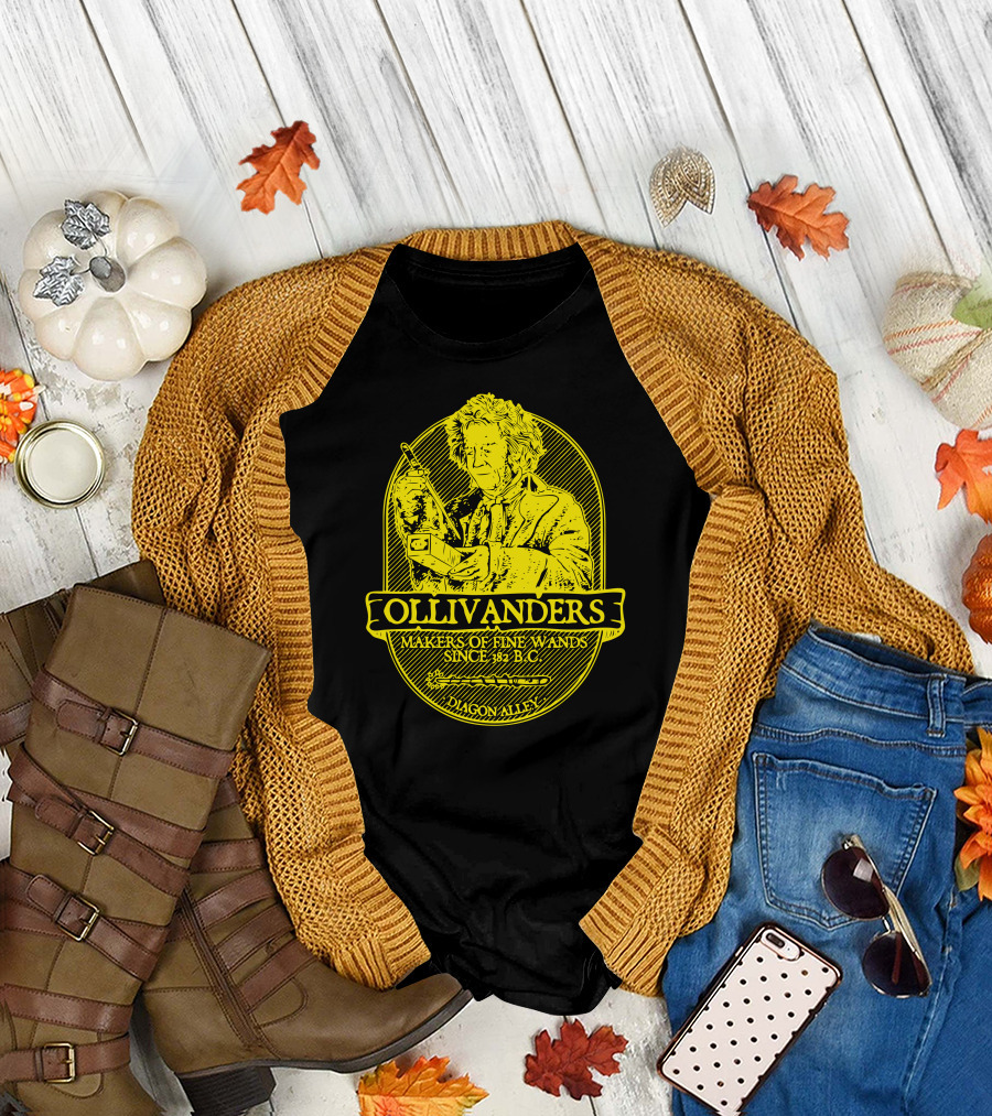 Ollivanders Makers of Fine Wands Since 382 B.C. Diagon Alley T-Shirt