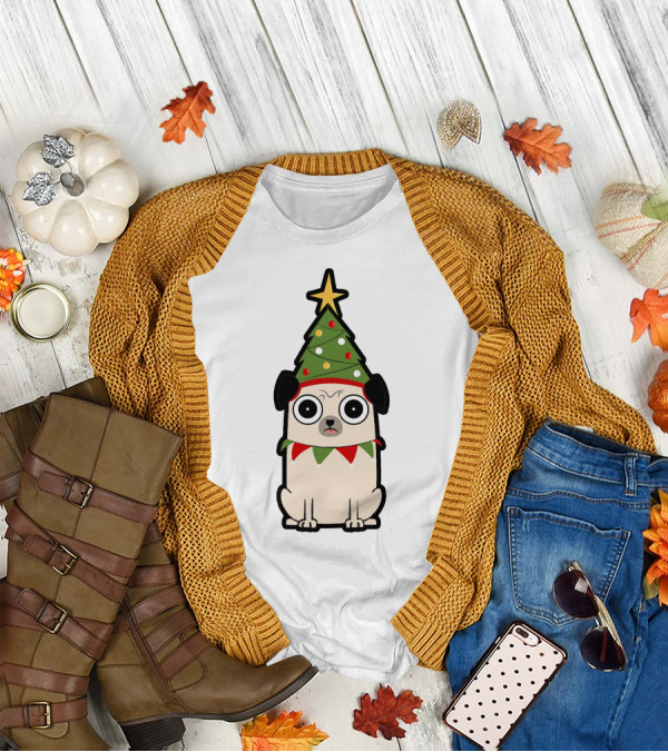 Christmas Tree Hat Pug With Lights And Star T-Shirt
