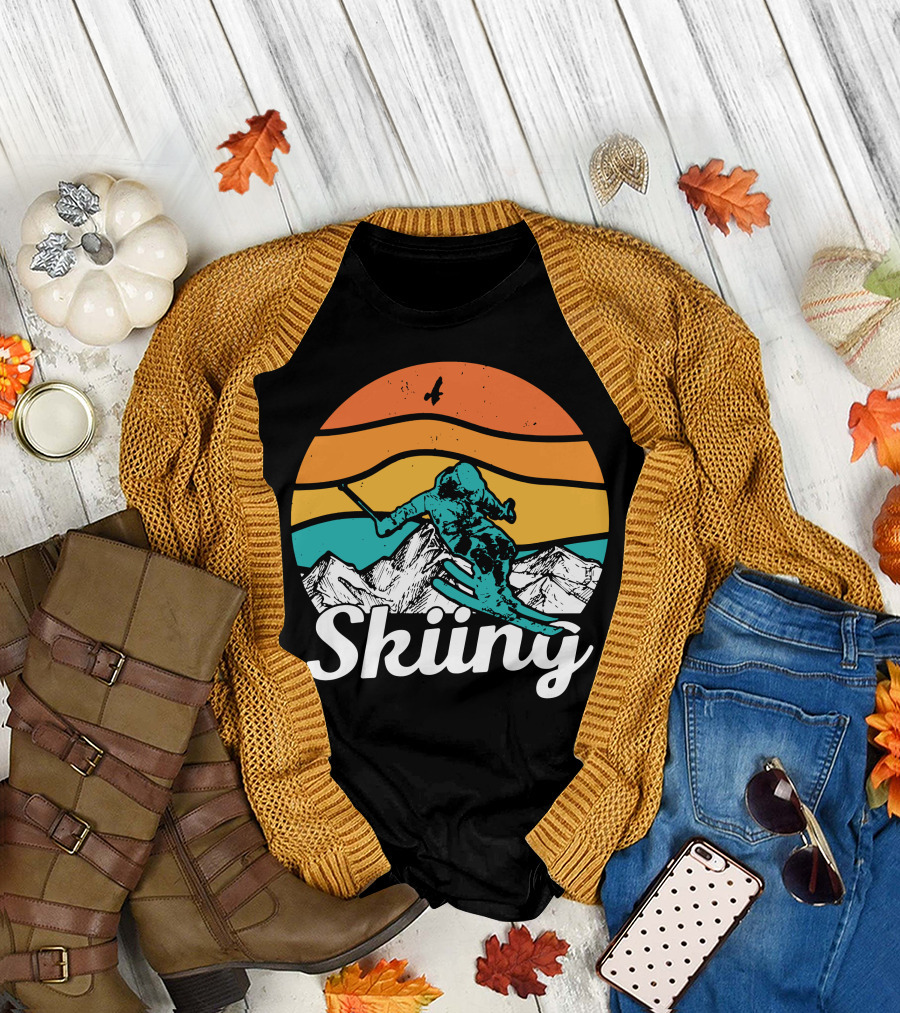 Skiing in the Mountains Retro Style Skiiny T-Shirt