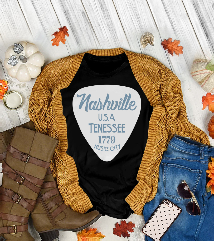 Nashville USA Tennessee 1779 Music City Guitar Pick T-Shirt