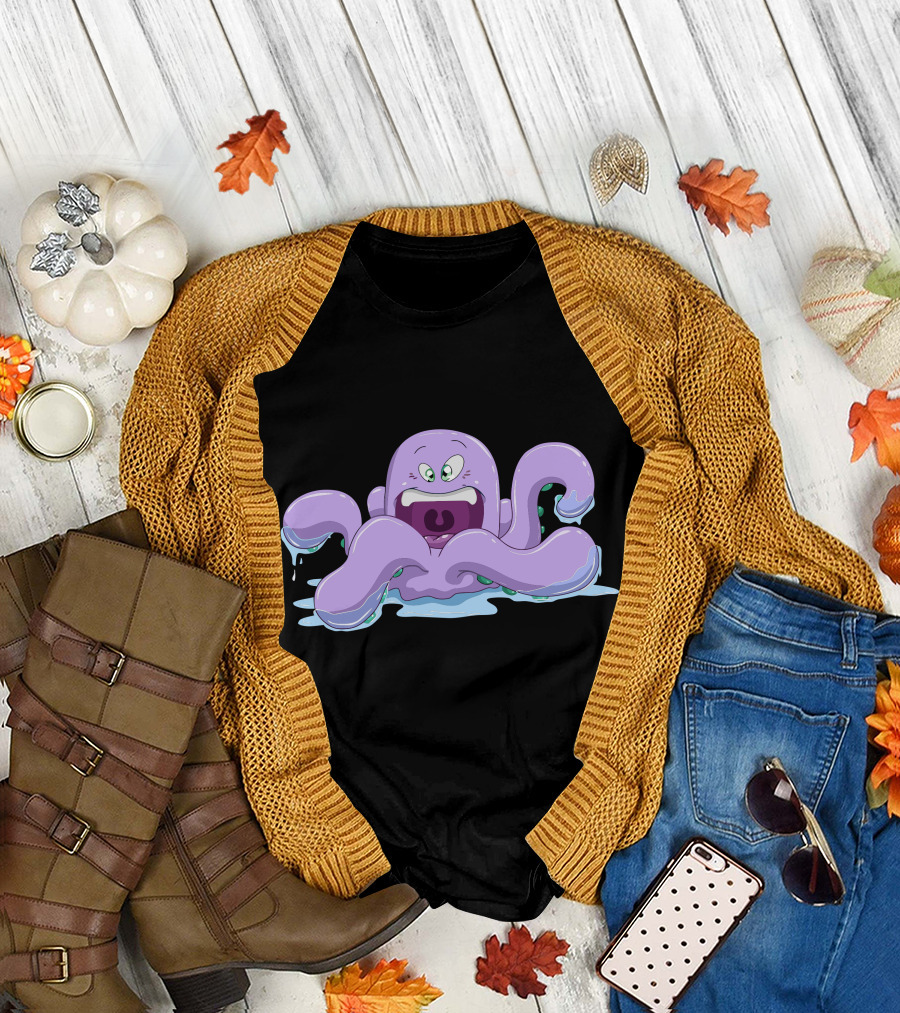 Purple Octopus Splashing in Water T-Shirt