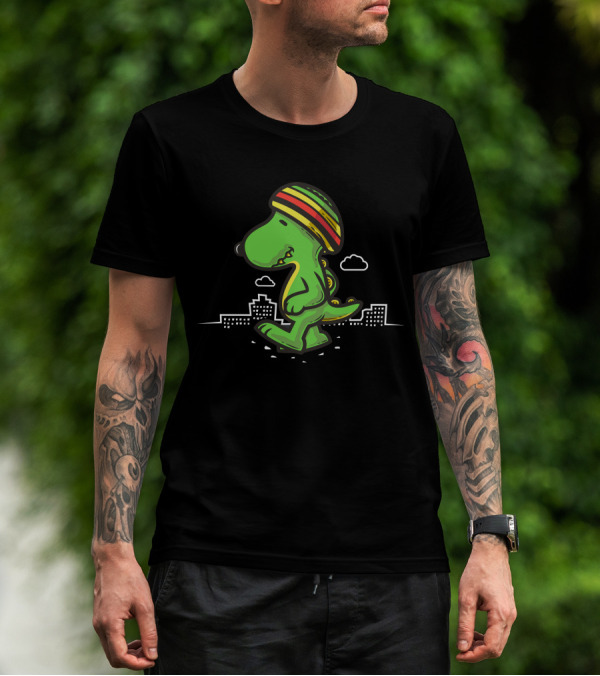 Snoop Jira Dino In Rasta Hat Walking By Cityscape T-Shirt