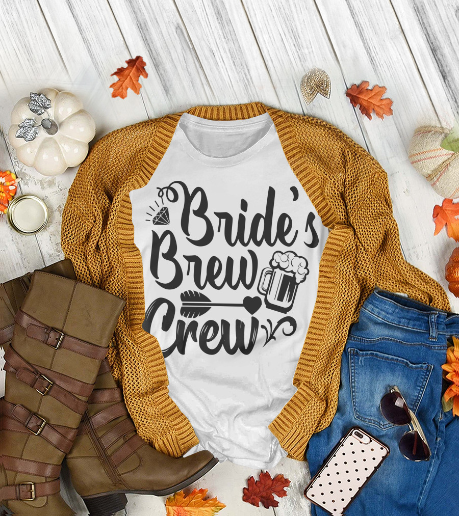 Bride's Brew Crew Diamond Ring Beer Mug Arrow Heart T-Shirt