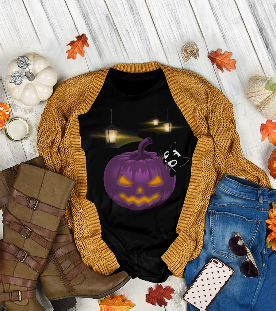 Halloween Purple Pumpkin Black Cat Lanterns T-Shirt
