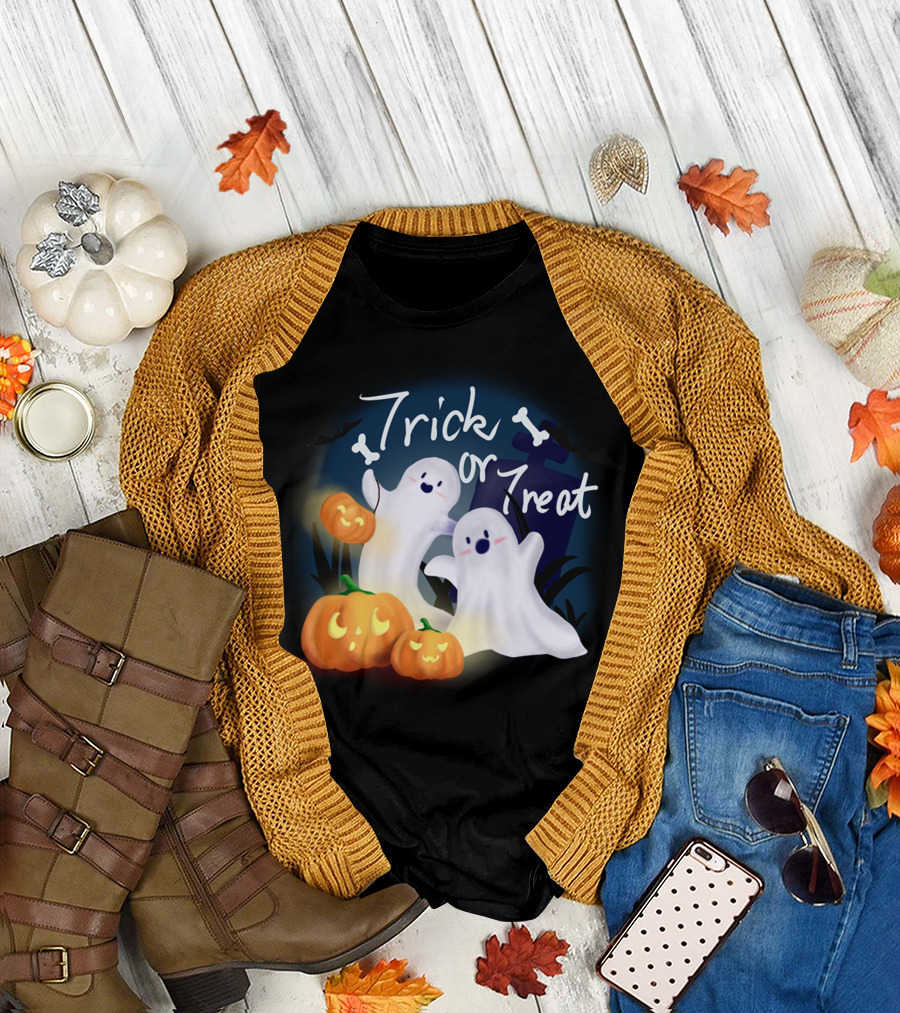 Trick or Treat Ghosts with Halloween Pumpkin Lights T-Shirt
