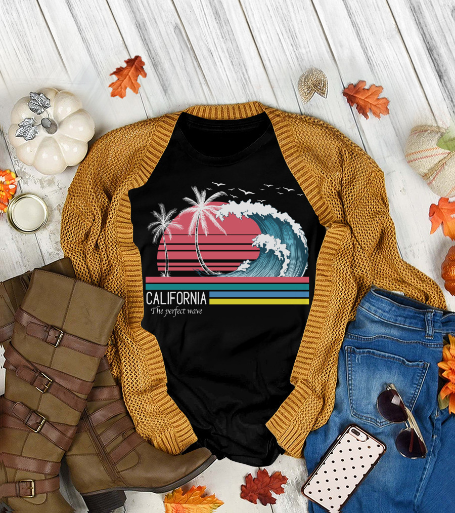 California The Perfect Wave Palm Trees Sunset Ocean Surf Scene T-Shirt