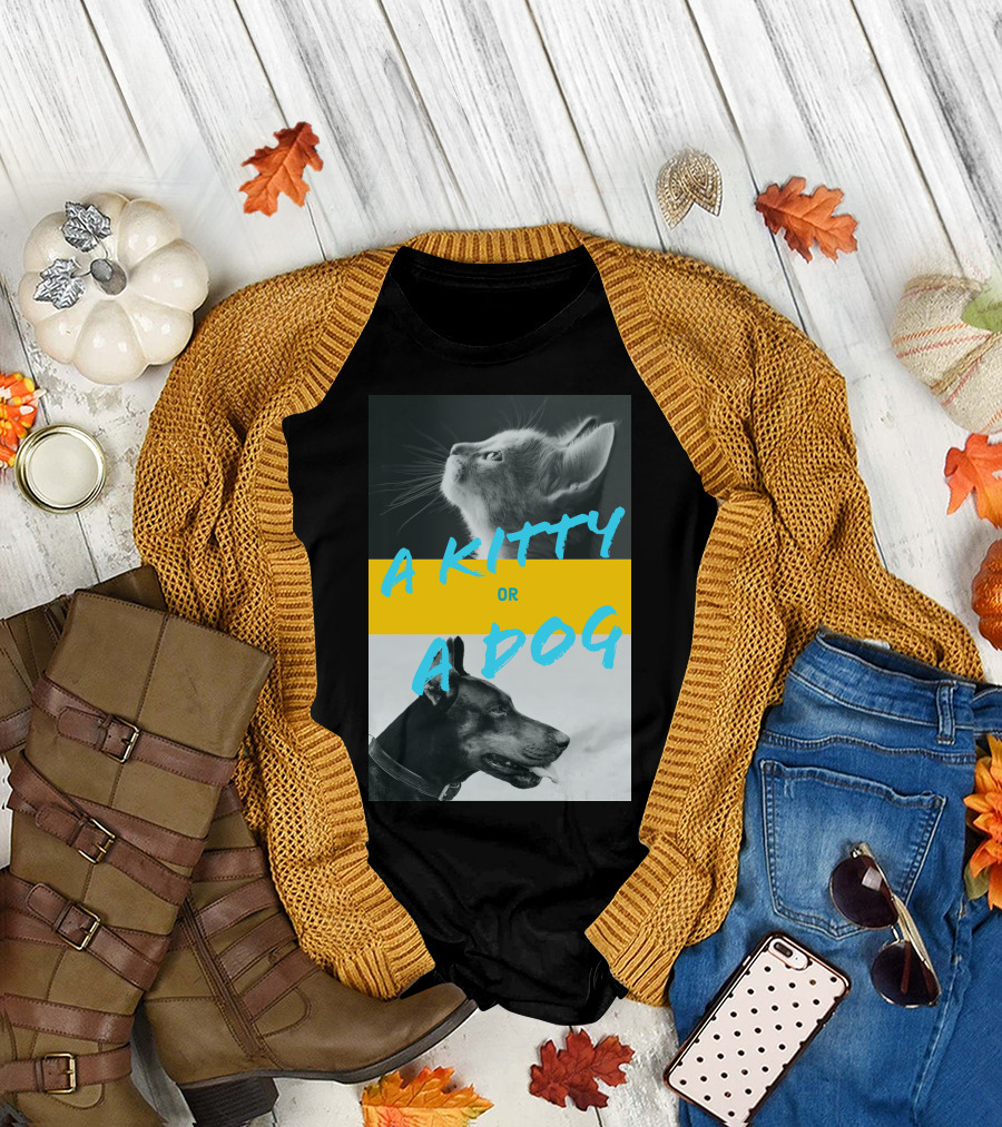A Kitty Or A Dog Pet Comparison T-Shirt