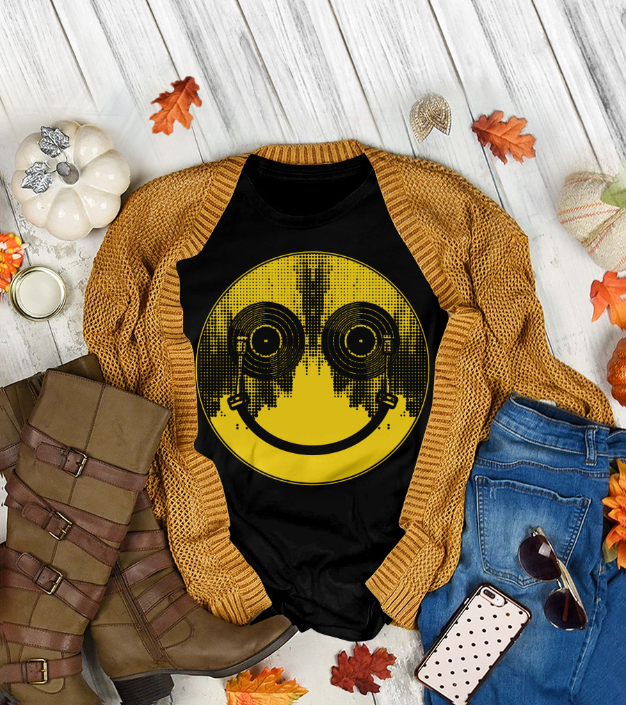 DJ Smile Life Face with Vinyl Records Eyes and Headphones Music T-Shirt