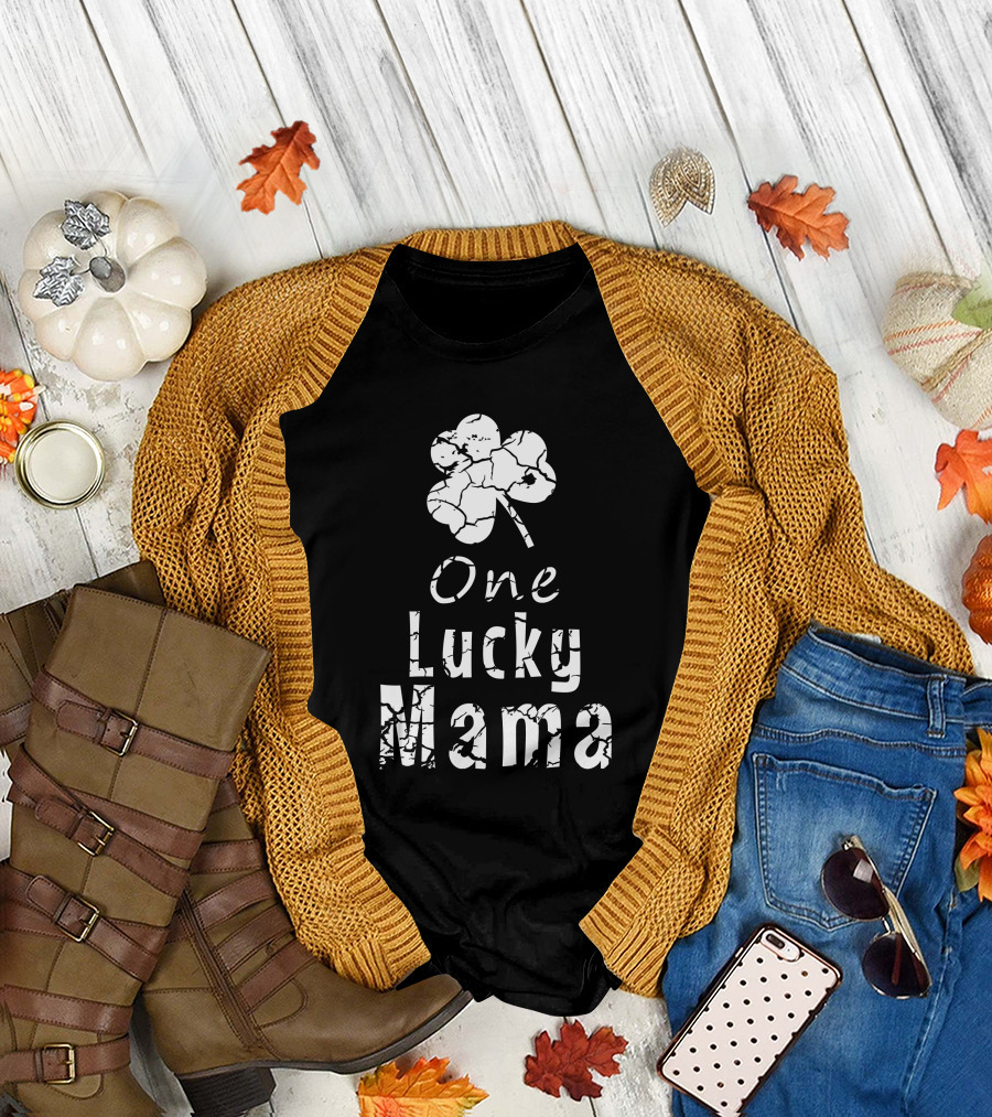 One Lucky Mama Shamrock Cracked Effect T-Shirt