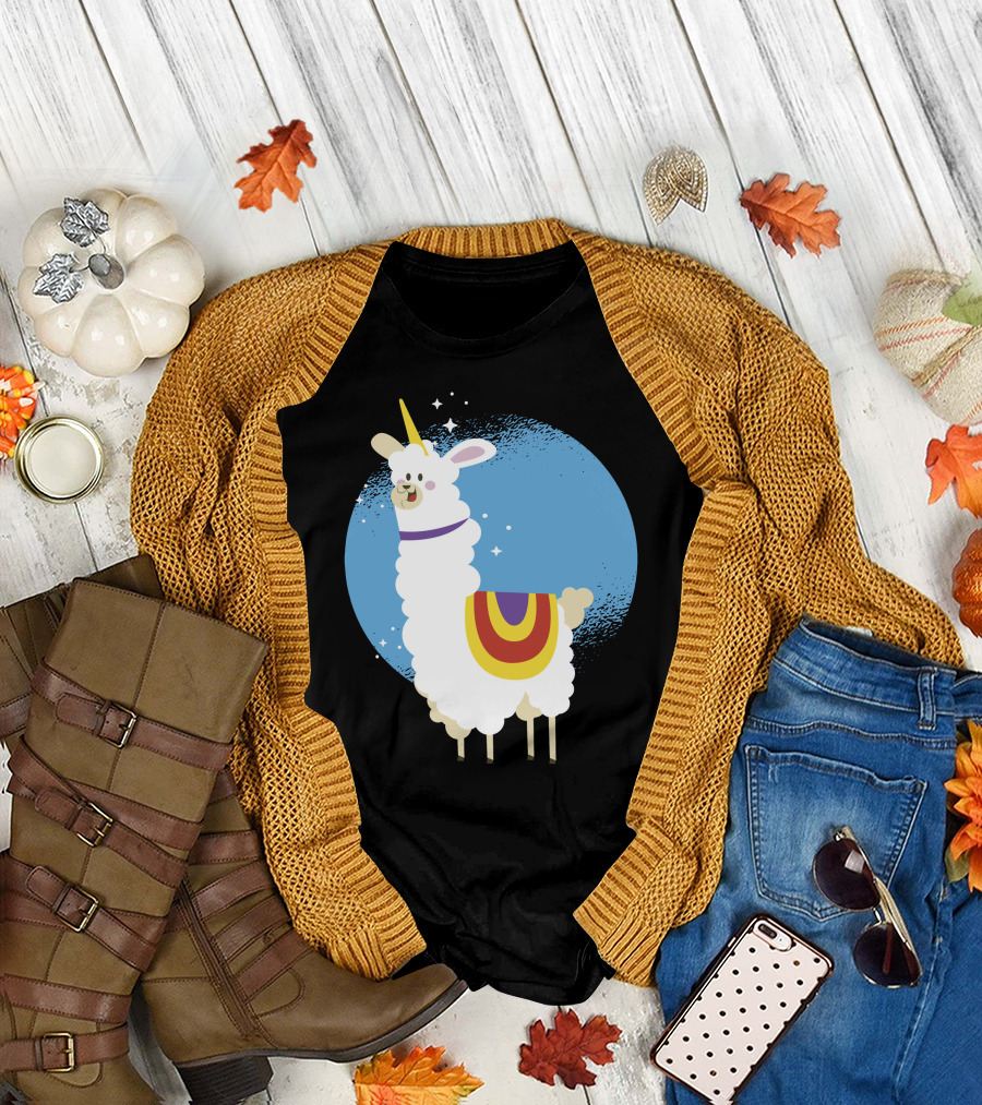 Alpaca Unicorn in Starry Blue Circle with Rainbow Blanket T-Shirt